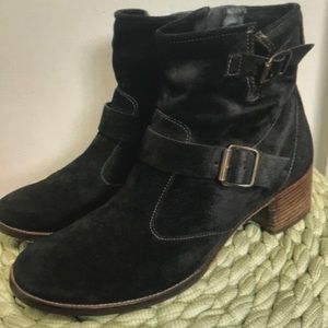 Paul green black suede buckle moto boots